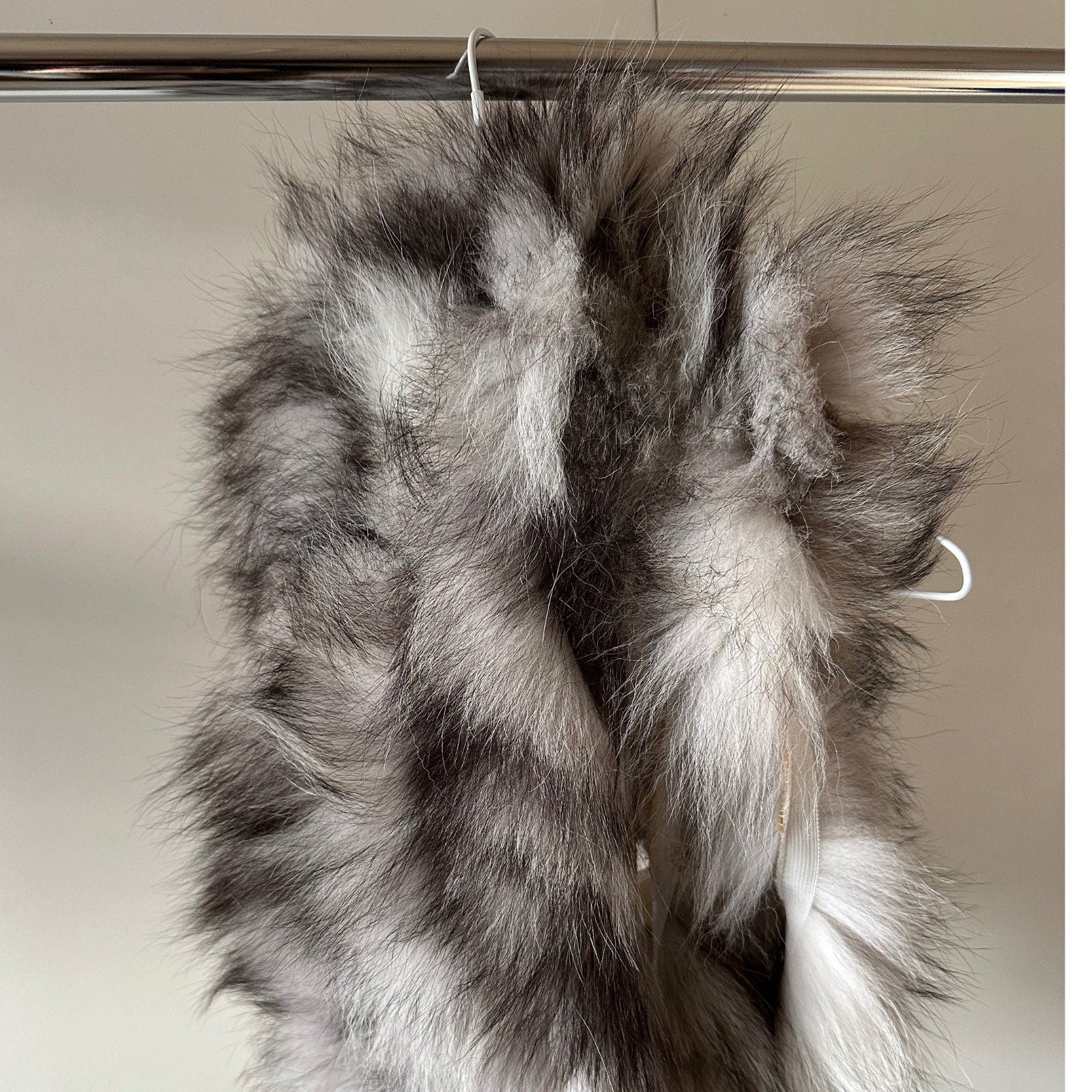 Fluffy Grey White Fur Fox Trimming on Ribbon Trim for Costume, Decoration & Crafts - 1 meter (39.37 inches) - My Love Cape