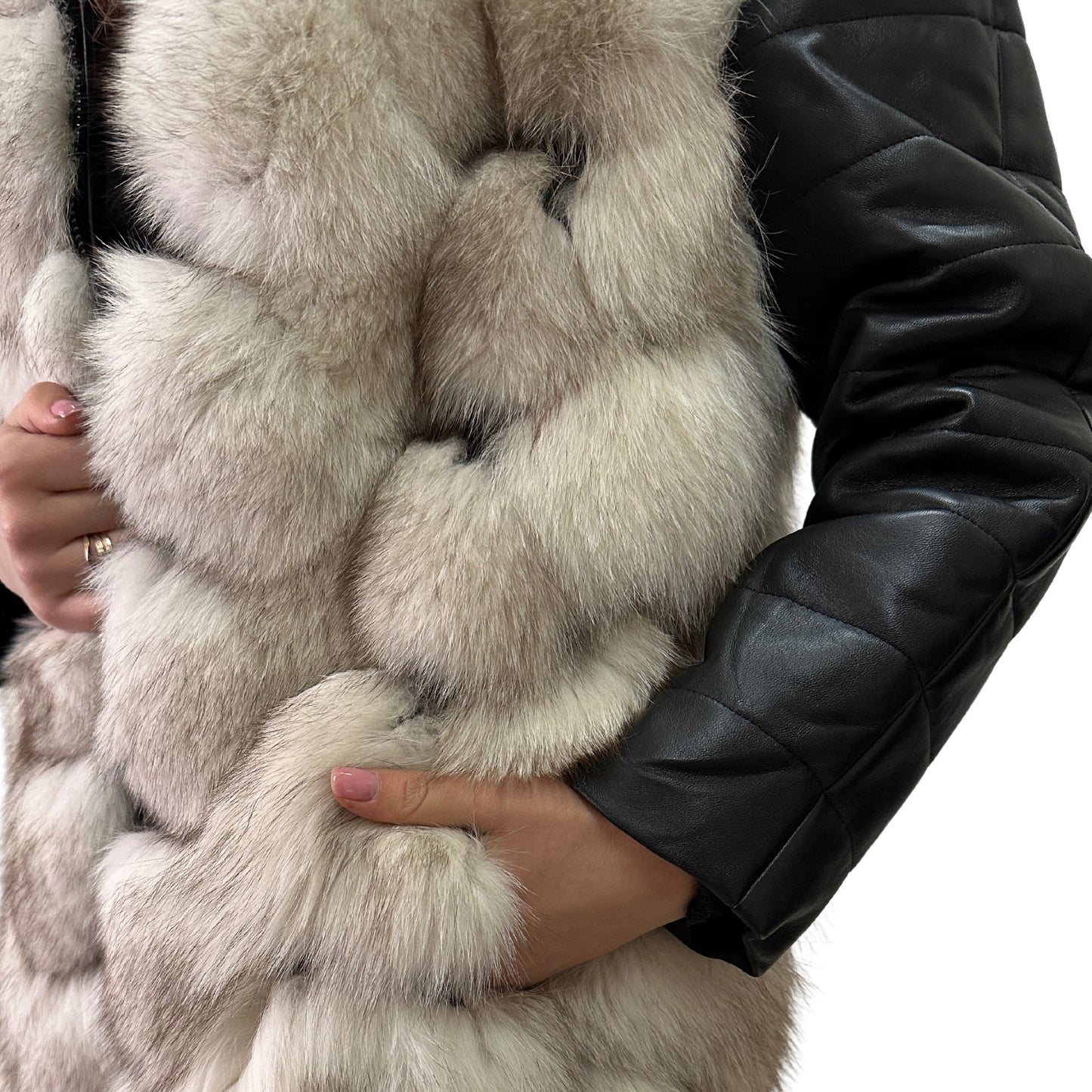 Natural Leather and Fox Fur Coat – Diamond Pattern, Zipper, and Lined Design (S) - My Love Cape