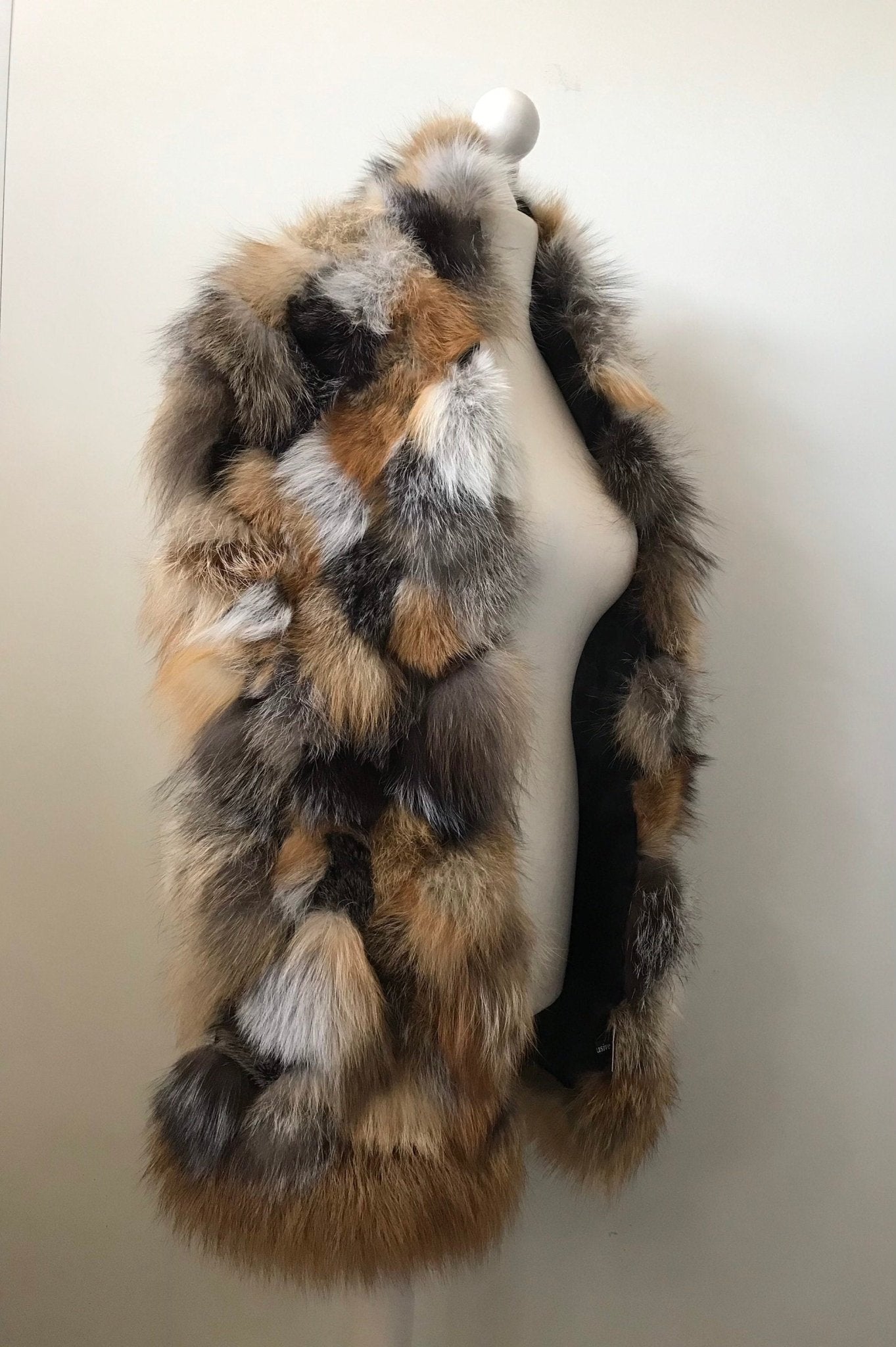 Scarf cape made of natural fox fur, lined fox fur scarf, fox fur scarf with pockets - My Love Cape