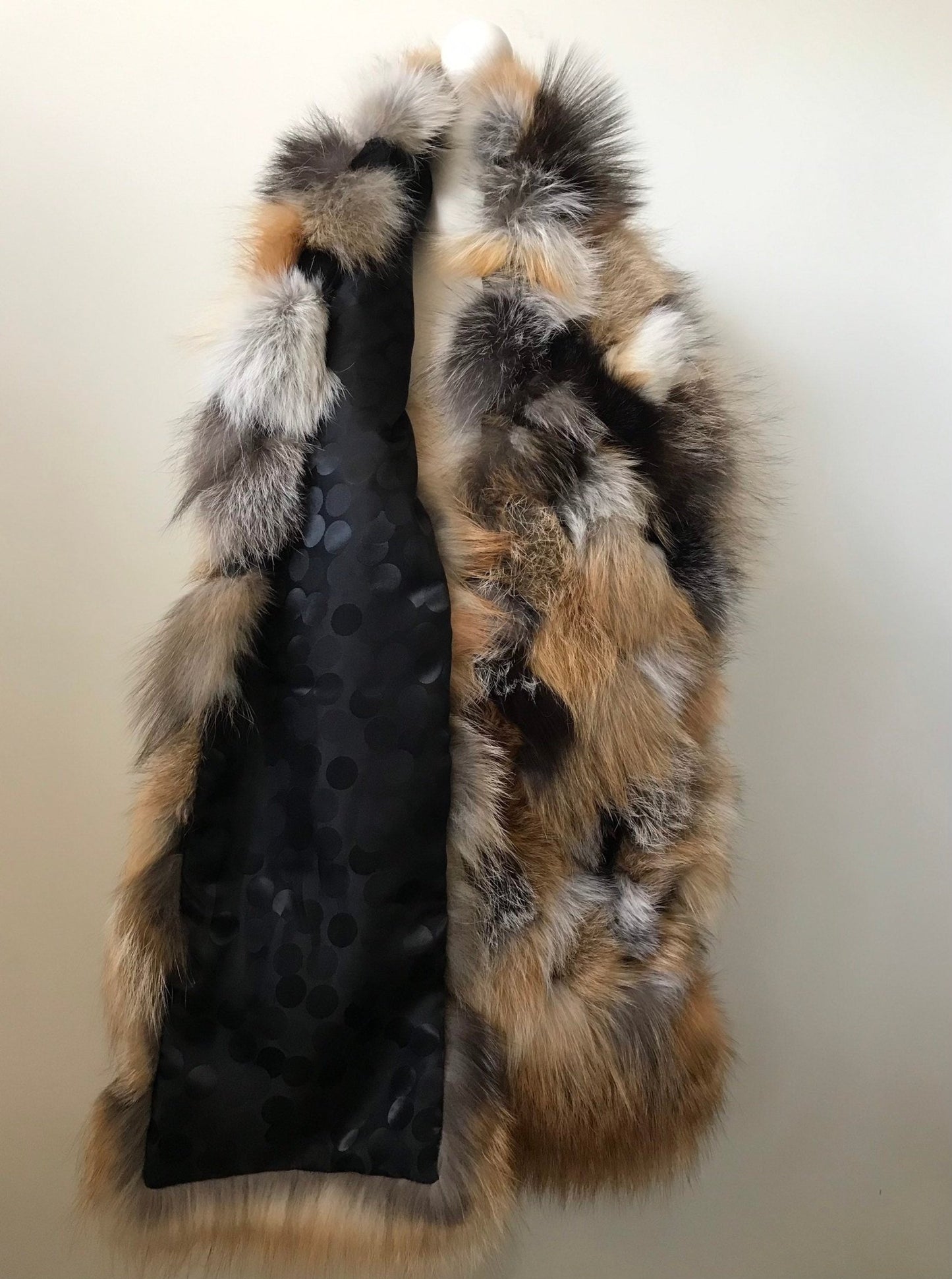 Scarf cape made of natural fox fur, lined fox fur scarf, fox fur scarf with pockets - My Love Cape