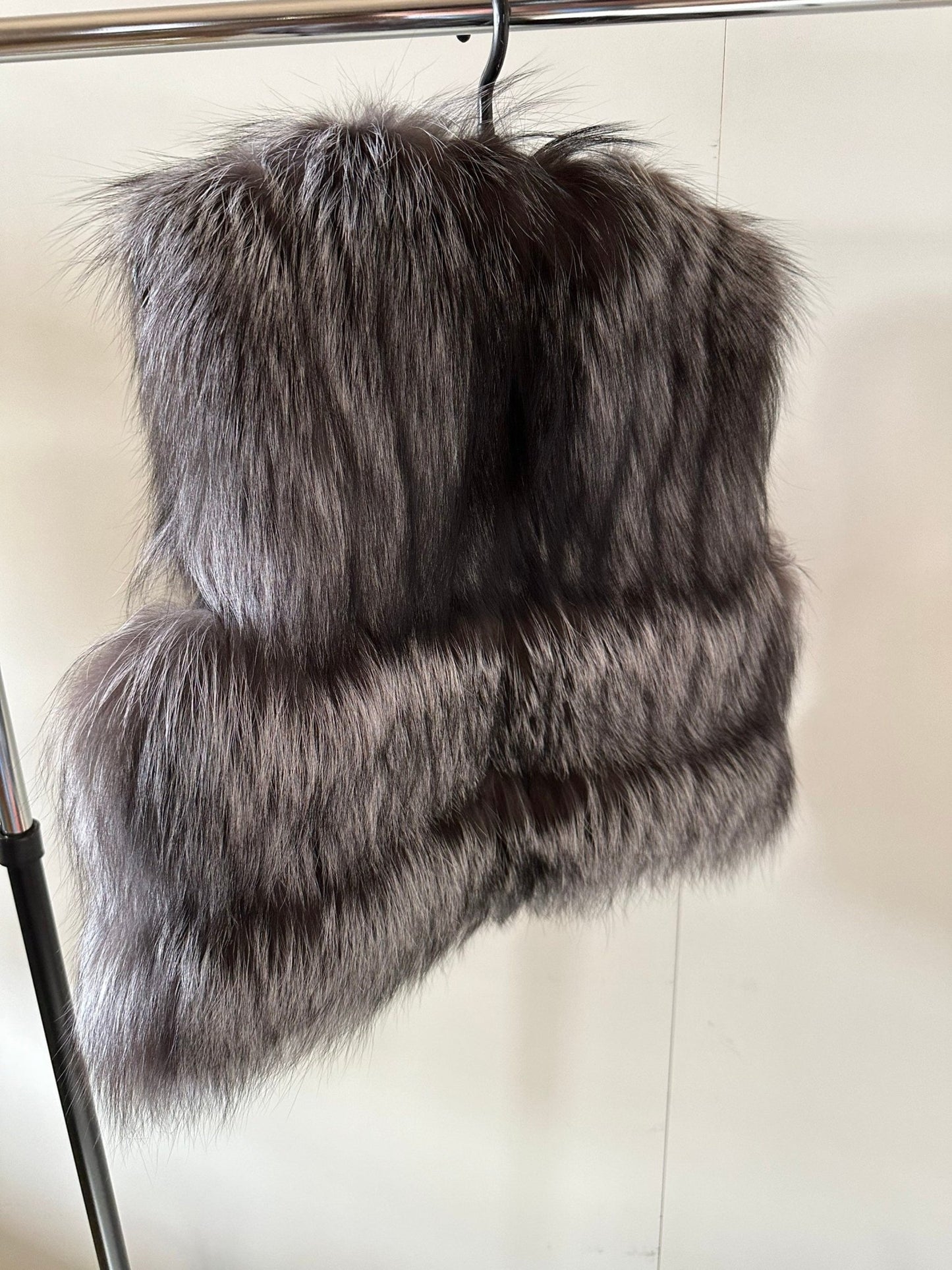 Women vest silver fox fur and leather - My Love Cape