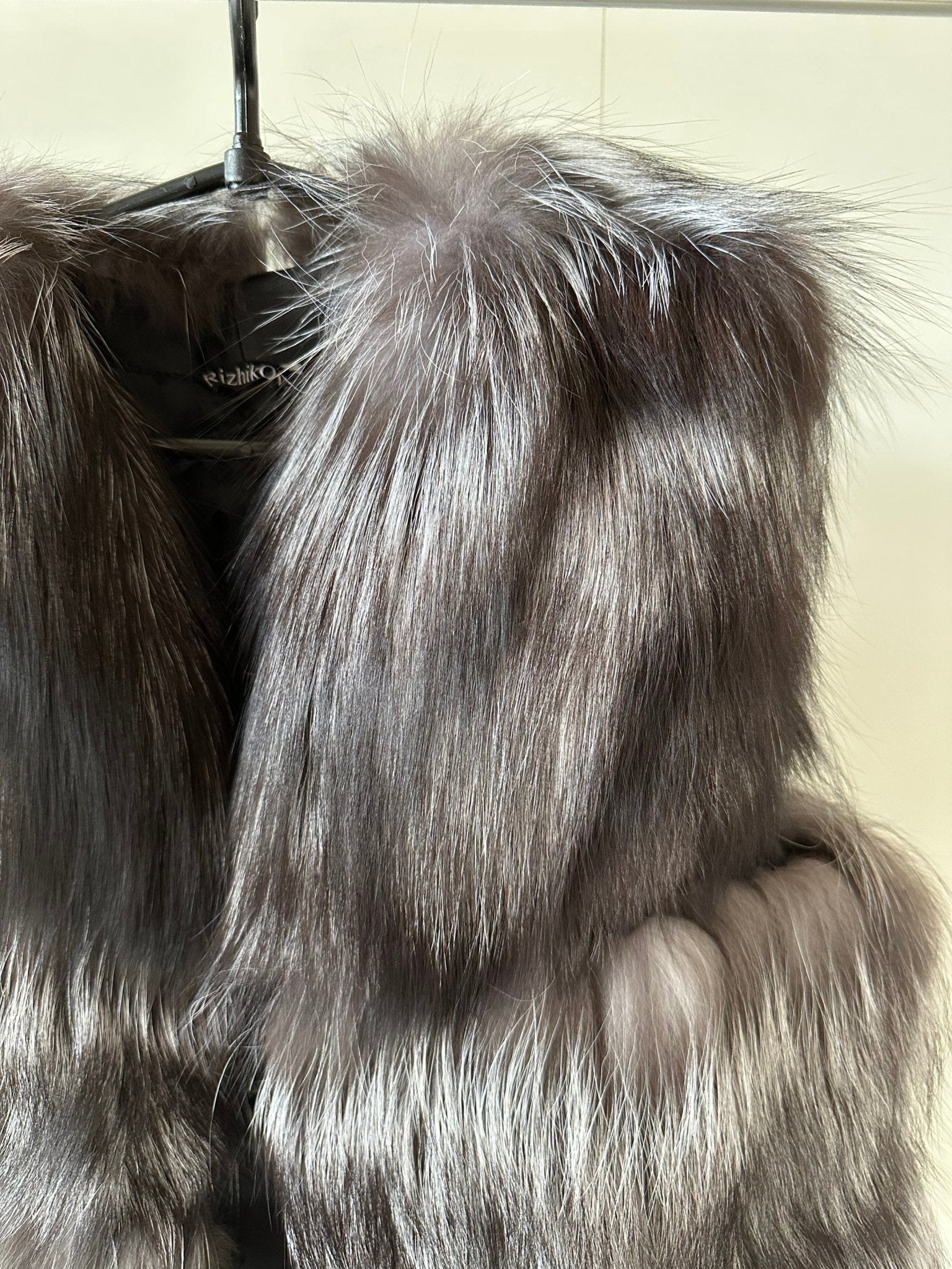 Women vest silver fox fur and leather - My Love Cape